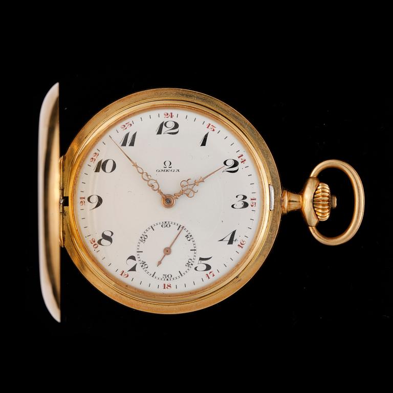 FICKUR, 18k guld, Omega, bär datering 1926. Vikt ca 109g.