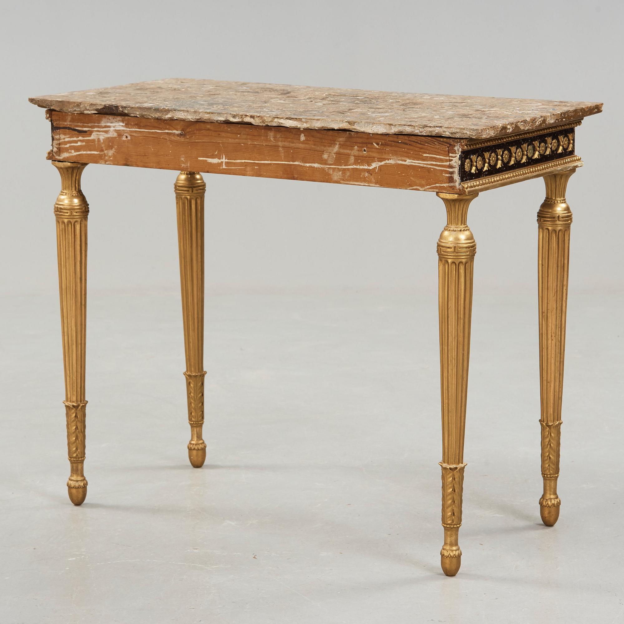 KONSOLBORD. Sengustavianskt stockholmsarbete, 1700-talets slut.