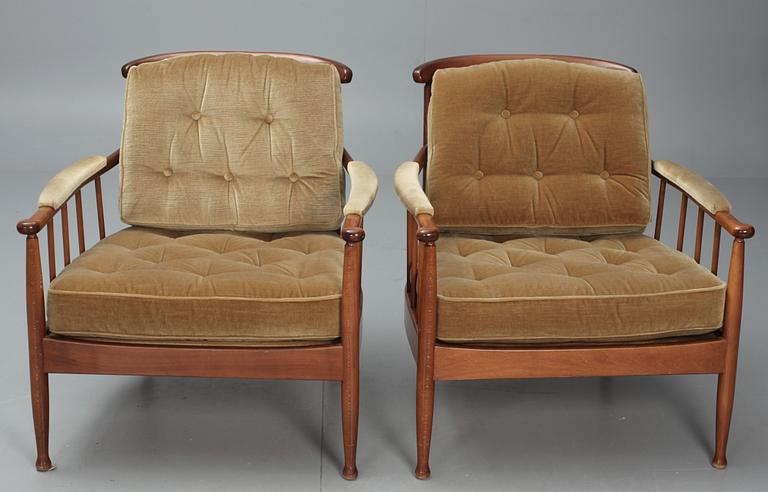 KARMSTOLAR, ett par, "Skrindan", Kerstin Hörlin Holmqvist, OPE-möbler.