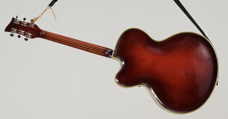 GITARR, Roal, 1900-tal.