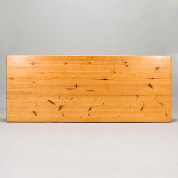 Ben af Schultén,a late 20th century '852' dining table for Artek.