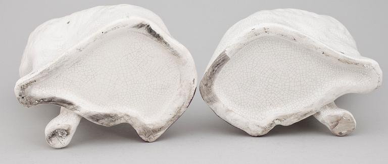 FIGURINER, två par, flintgods. Staffordshiretyp, England, 1900-talets första hälft.