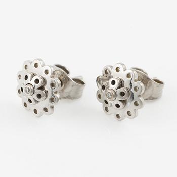 Charlotte Lynggaard, Ole Lynggaard, a pair of earrings, 18K white gold with small brilliant-cut diamonds.