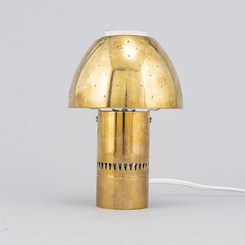 Hans-Agne Jakobsson, a model B221 'Lysina' brass table lamp, Markaryd, Sweden.