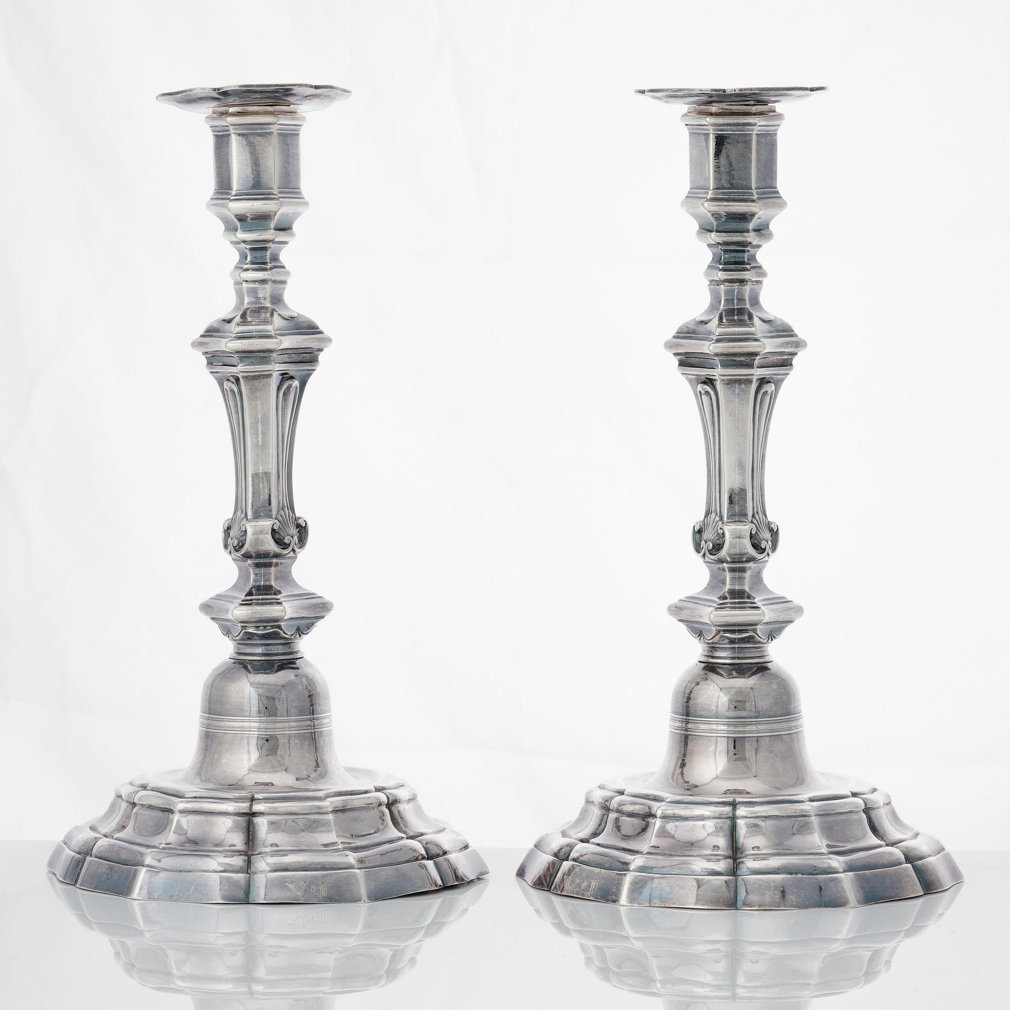 Ljusstakar, ett par, silver, Marsielle 1765. Louis XV.