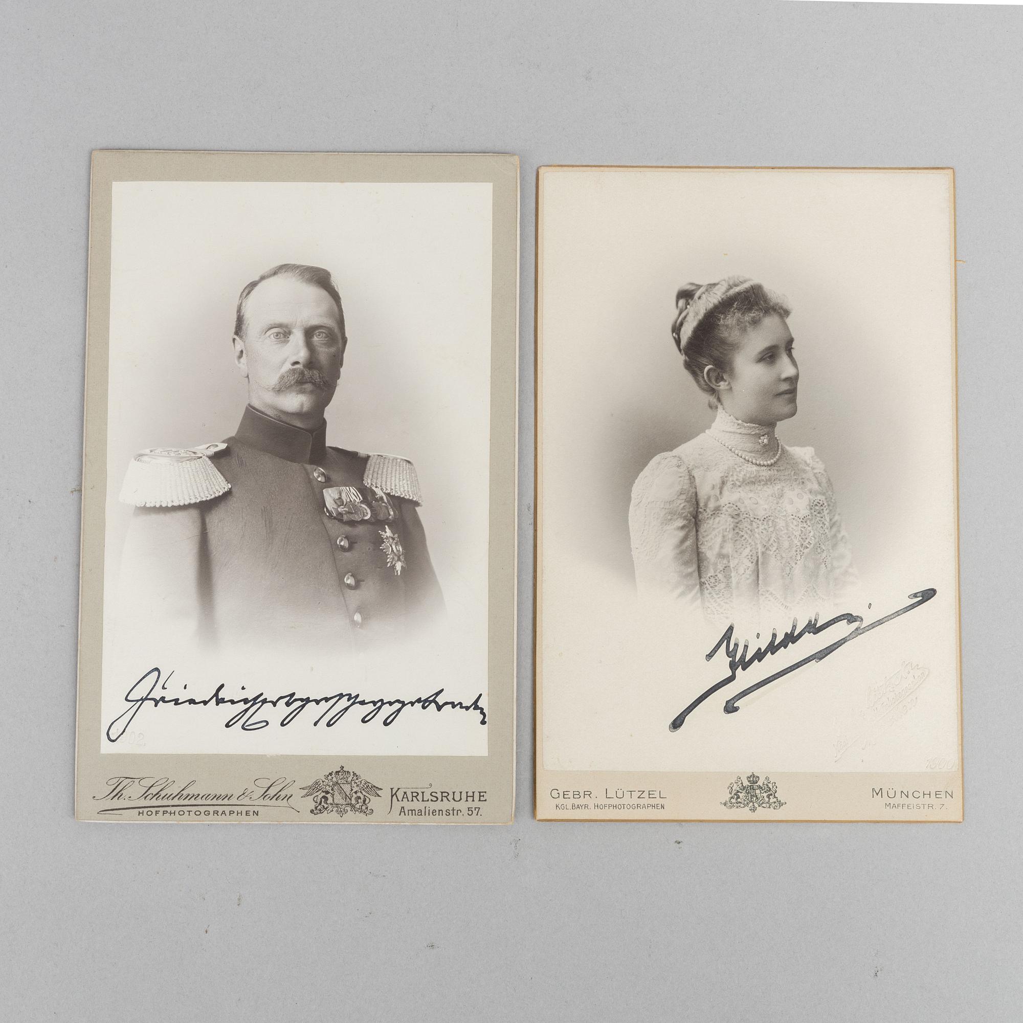 Tyska kungliga fotografier, 2st, egenhändigt signerade Fredrik II av Baden och Hilda av Nassau.