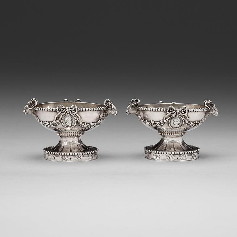 A pair of 18th century silver salts, marks of Joseph-Thomas Vancouvenbergh, Paris 1784.