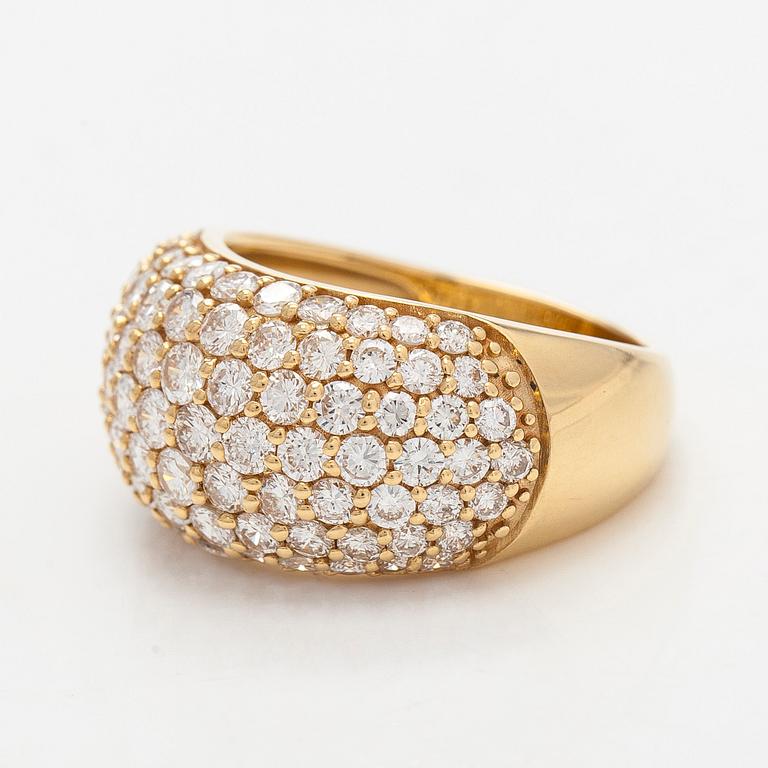 Sormus, bombé, 18K kultaa ja briljanttihiottuja timantteja.