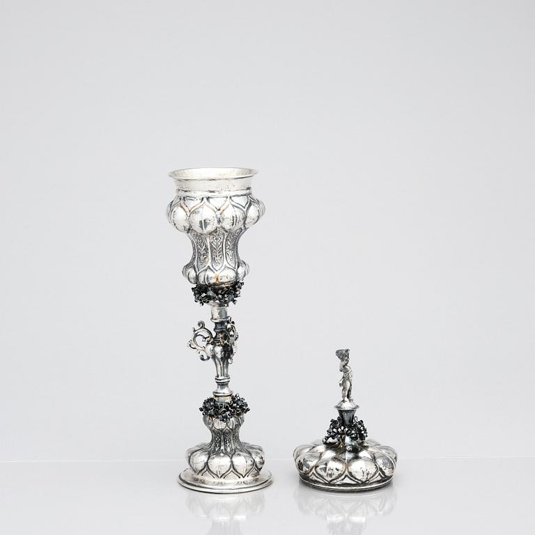 A possibly Austrian early 18th century silver grape-cup with lid, possibly Hammerstadt.