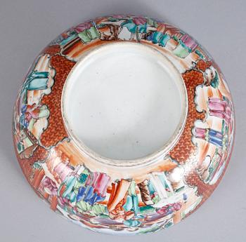 BÅLSKÅL, porslin, Kina, Qianlong, 1700-tal.