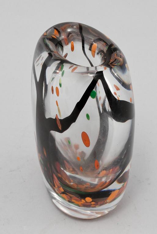 VAS, glas. "Höst", Vicke Lindstrand, Kosta, signerad, 1900-talets andra hälft.