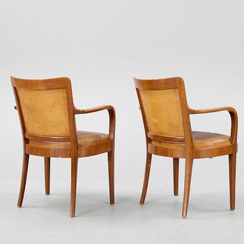 KARMSTOLAR, ett par, 1930/40-tal.