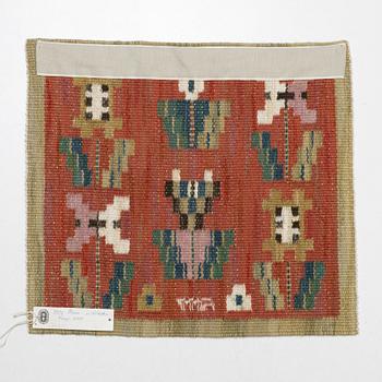 Märta Måås-Fjetterström, A flat weave textile, "Blommor på röd botten", after 1941.