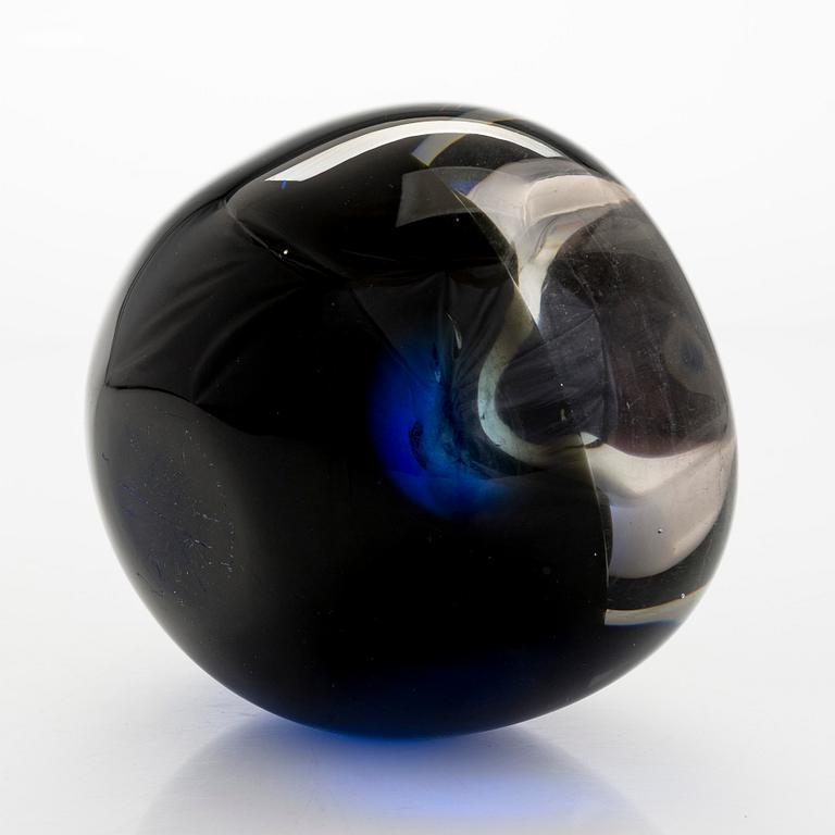 Timo Sarpaneva, lasiveistos, "Black bird", signeerattu Timo Sarpaneva 1997.