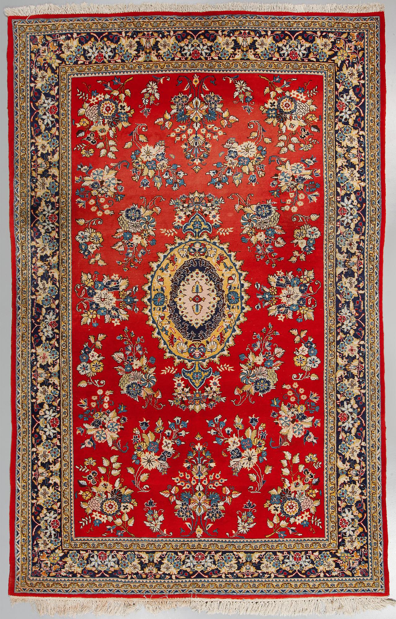 MATTA, orientalisk, 1900-talets senare del, 314 x 203 cm.