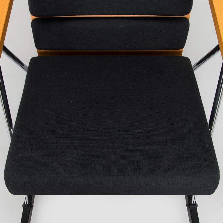 Yrjö Kukkapuro, A 'Funktus' rocking chair, Avarte.