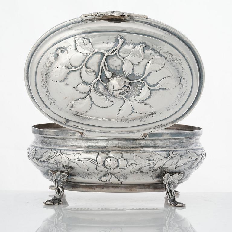 A Baltic Rococo silver casket, mark of Friedrich Bernhard Alberts, Riga 1763-1778.