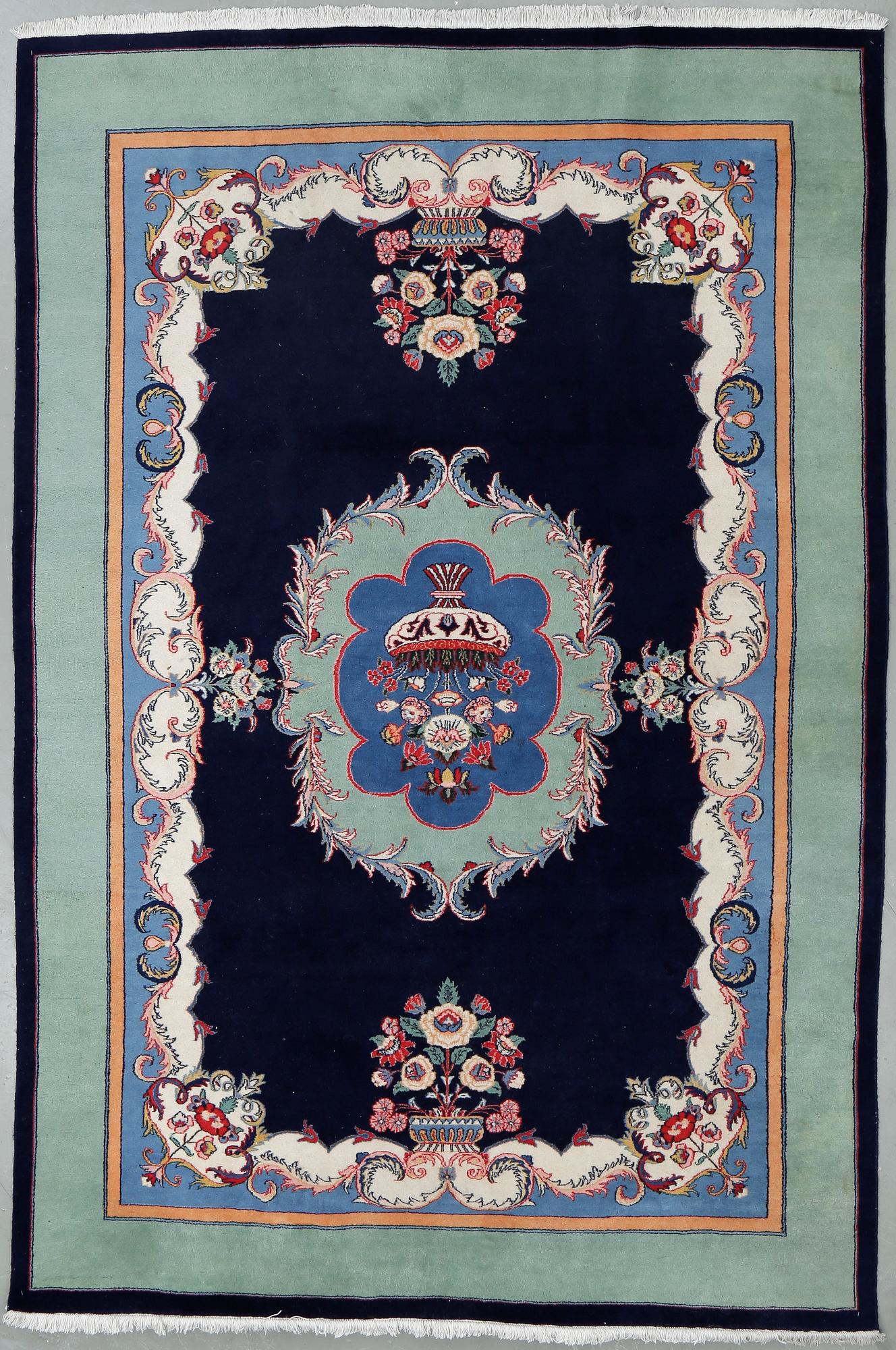 MATTA, orientalisk. Ca 293 x 198 cm.