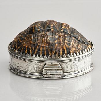 Dosa, silver och sköldpaddsskal, Mellaneuropa 1600-tal.