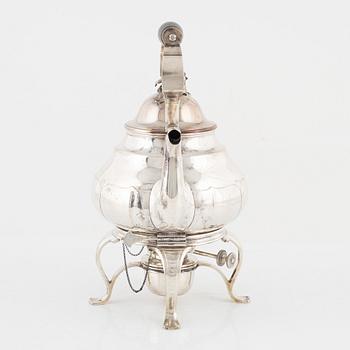 Guldsmedsaktiebolaget (GAB), tekanna på rechaud, silver, Stockholm 1920.