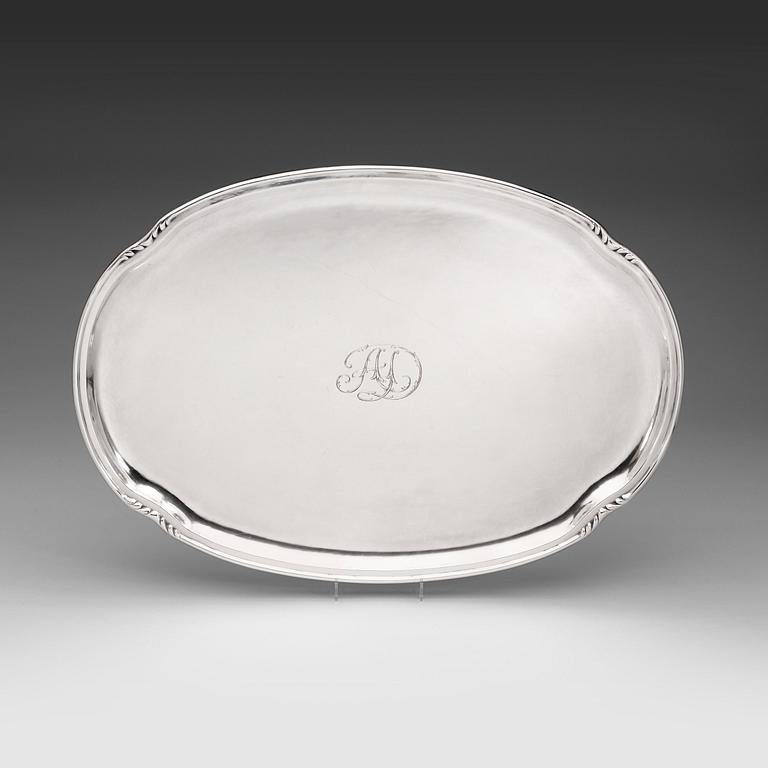 BRICKA, silver, W.A. Bolin, Stockholm 1931, vikt ca 1900 g.