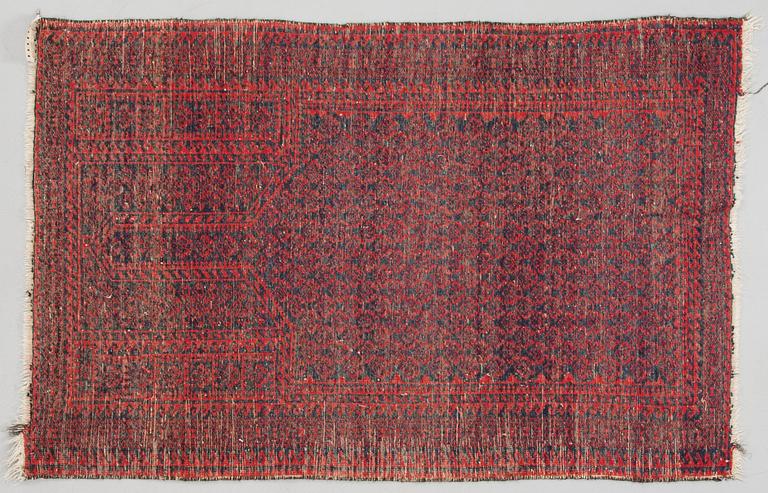 MATTA, Turkmenistan. Ca 131x86 cm.