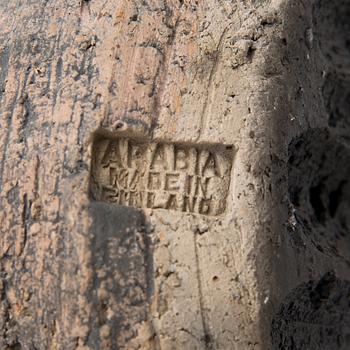 PEKKA PAIKKARI, KERAMIKSKULPTUR.