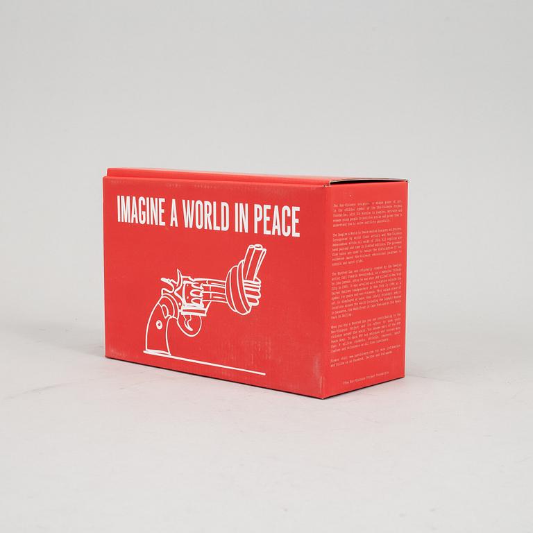 Carl-Fredrik Reuterswärd/ The Non-Violence Project Foundation,  a polyresin sculpture 2017, Certificate numbered 24/30.