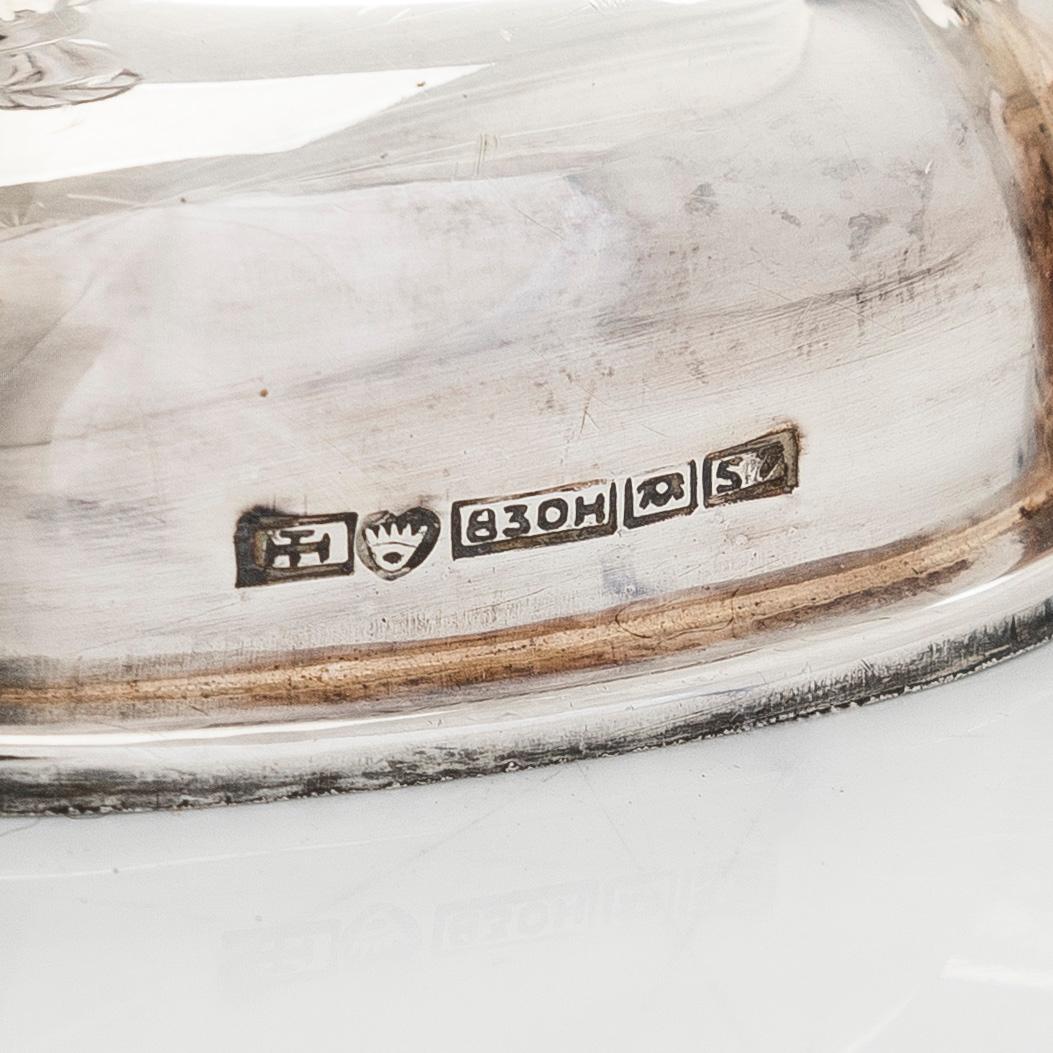 Ljusstakar, ett par, silver, Turun Hopea, Åbo 1971.