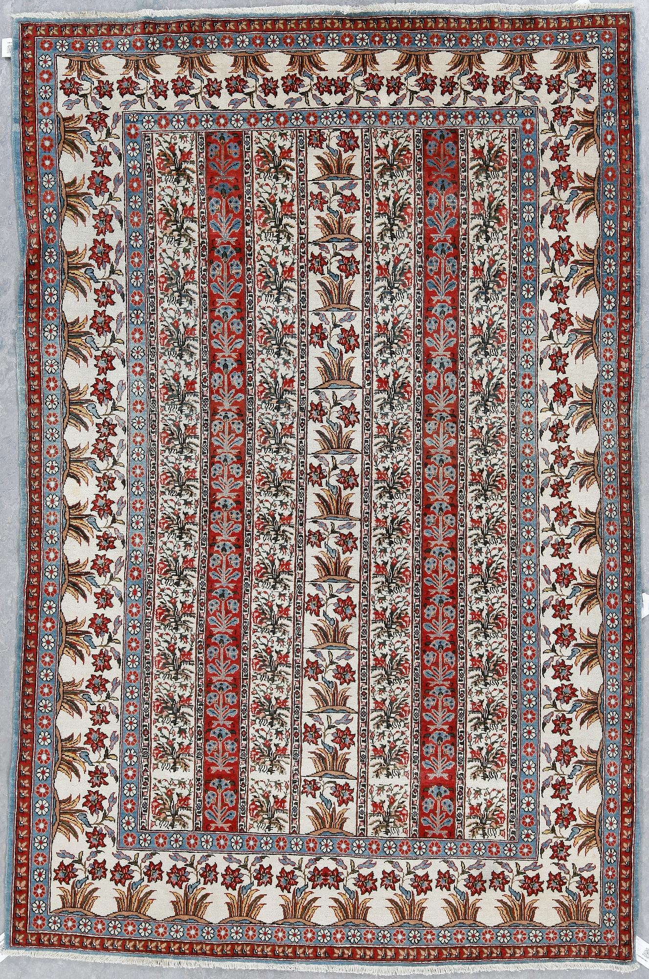 MATTA, old Ghom. Ca 210 x 140 cm.