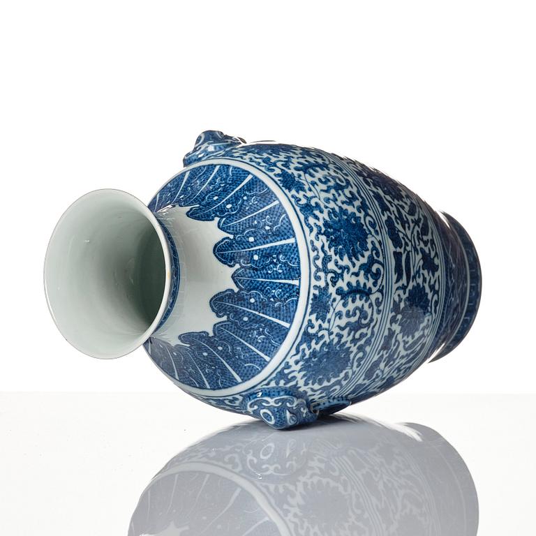 A blue and white vase, with Qianlong mark.