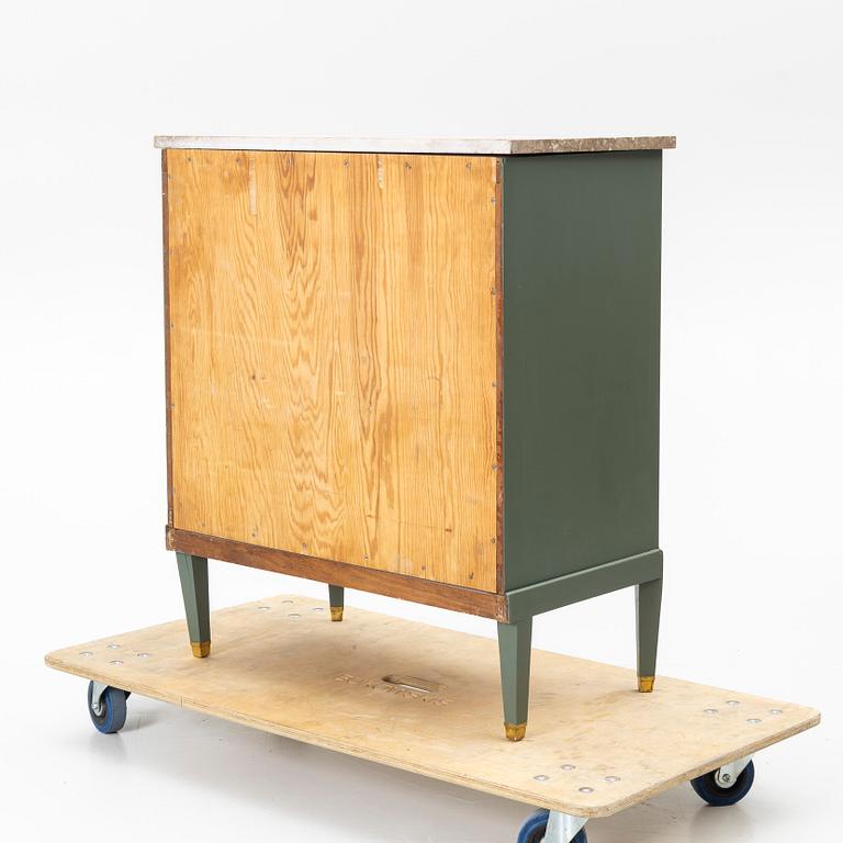 Byrå, gustaviansk stil, 1900-tal.