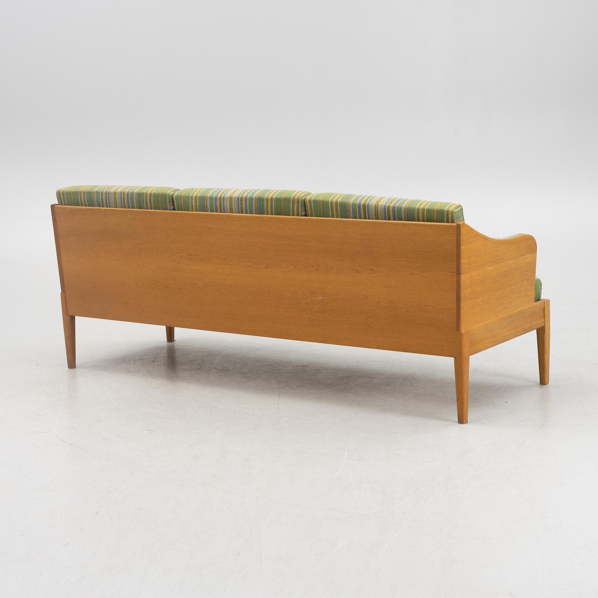 Carl Malmsten, soffa, "Gustavianus", 1900-talets andra hälft.