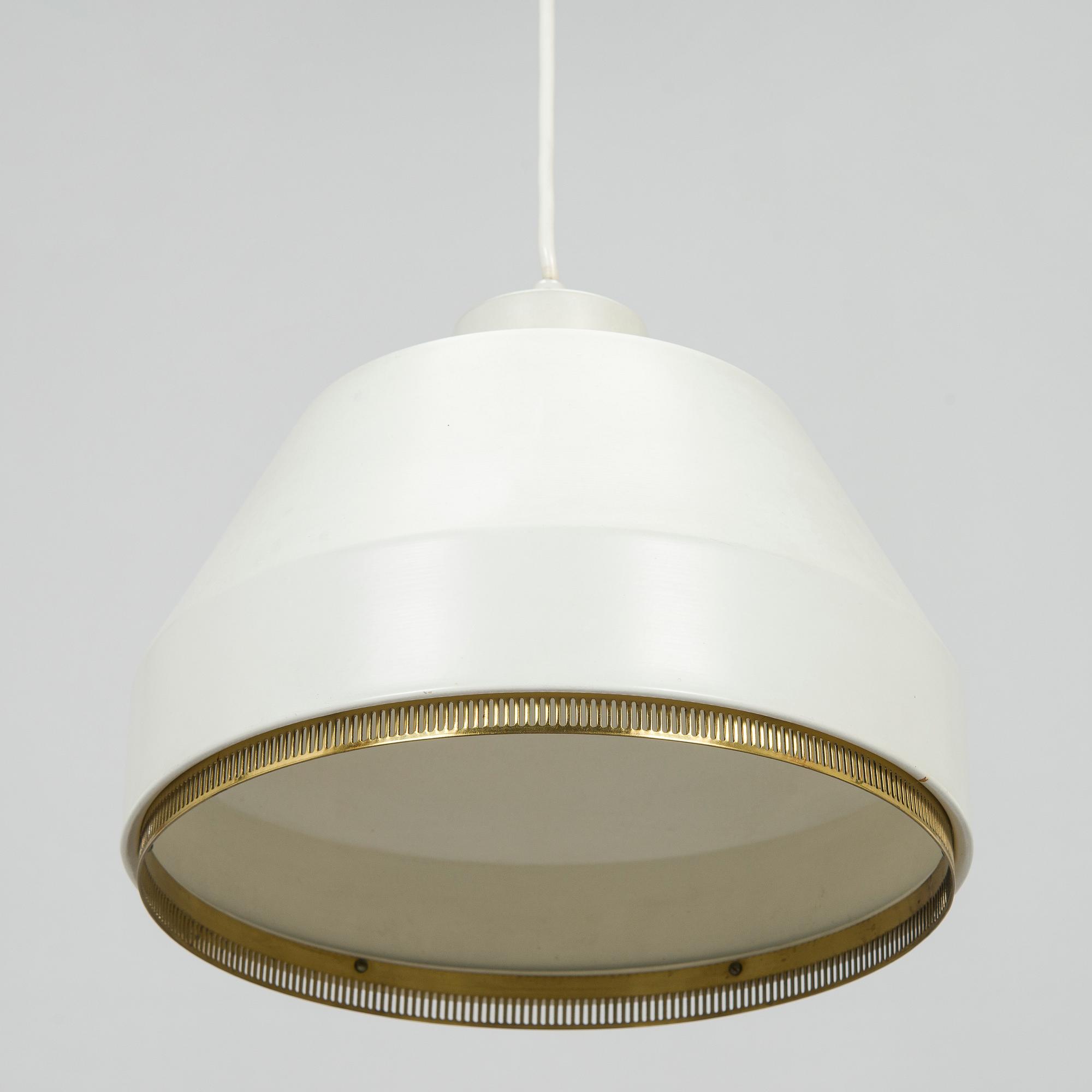 Aino Aalto, An 'AMA 500' pendant light for Valaistustyö.