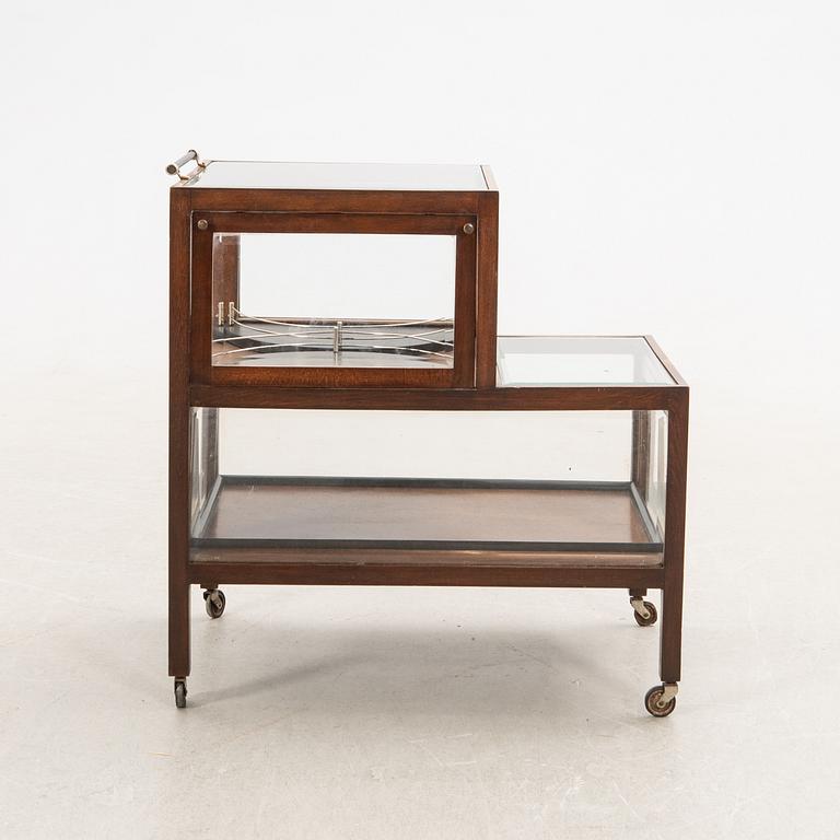 Cocktail cart Art Deco, first half of the 20th century.