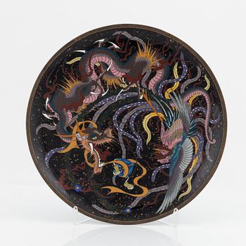 A cloisonné dish, Japan, 20th century.