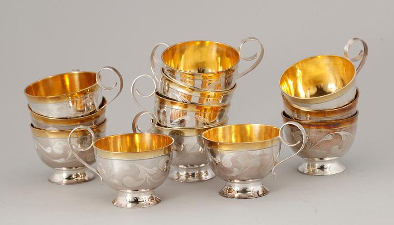 PUNSCHKOPPAR, 12 st, silver, Sverige 1960-tal. Totalvikt ca 660 gram.