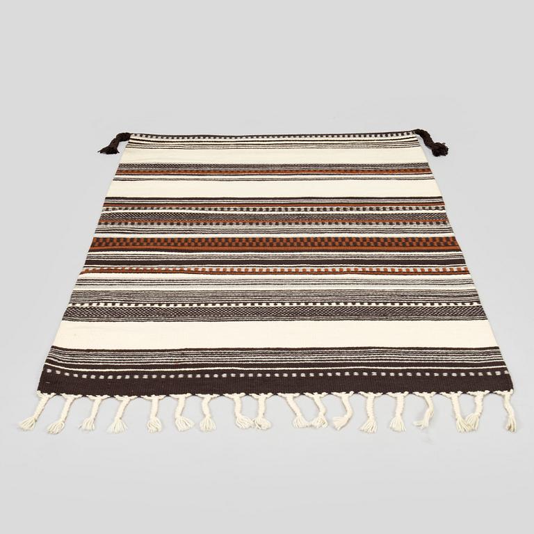 Elsa Montell-Saanio, a Raanu textile 'A bear’s hibernation' from Lapland. Ca 140 x 97 cm.