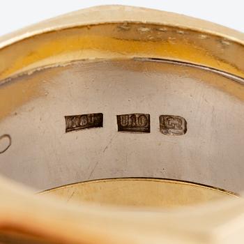 Ring in 18K gold and white gold set with old-cut diamonds.