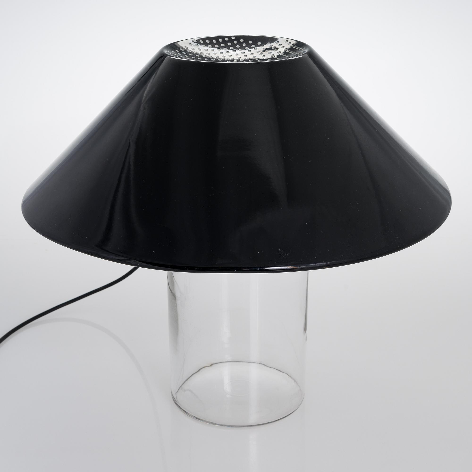 A mid 20th century table lamp.