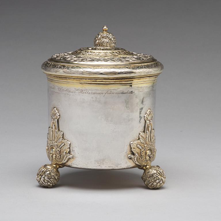 Nils Dahl, dryckeskanna, silver, Linköping (verksam 1739-1786).