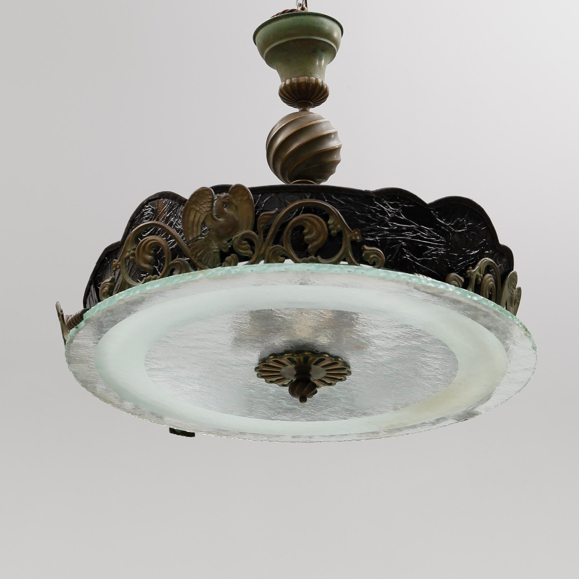 TAKLAMPA, 1900-talets första hälft. Höjd 64 cm.