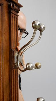 HALLMÖBEL, nyrenässans, 1800-talets andra hälft.