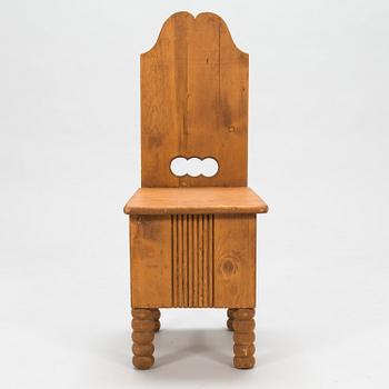 Eliel Saarinen, 3-piece nursery furniture set 'Elsa' for Oy Stockmann Ab, Keravan puusepäntehdas, Finland 1918.