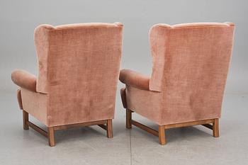 FÅTÖLJER, ett par, "modell 3543 Oxford", Svenskt Tenn.