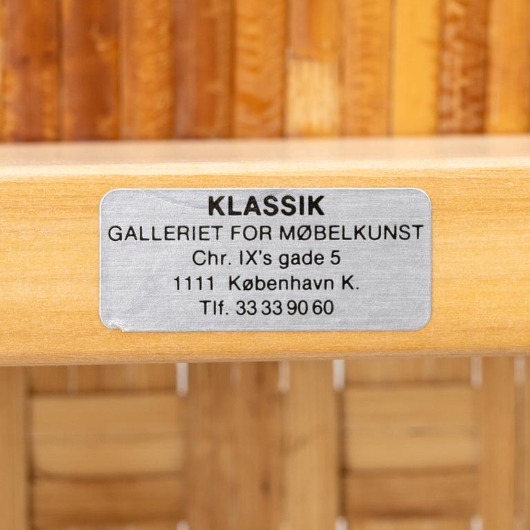 Alvar Aalto, fåtölj, modell 406, Artek, 1900-talets andra hälft.