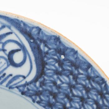 A blue and white bowl, 19th century.