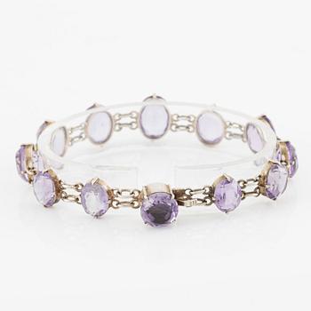 Bracelet, silver with amethysts.