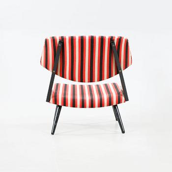 A chair by Svanthe Skogh, "nr 915", AB Hjertquist & Co, Nässjö, designed in 1955.