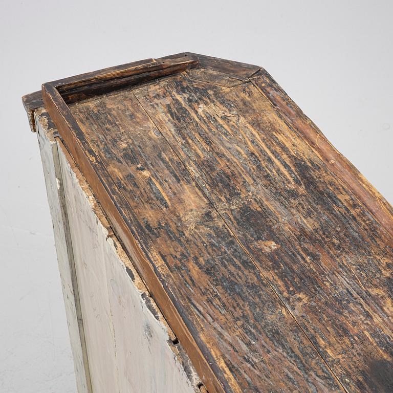 Cabinet, Gustavian, early 19th century.